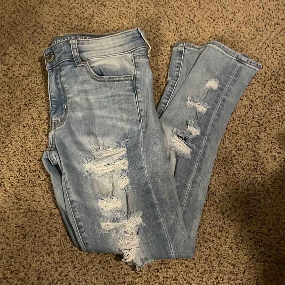 American Eagle ripped skinny jeans